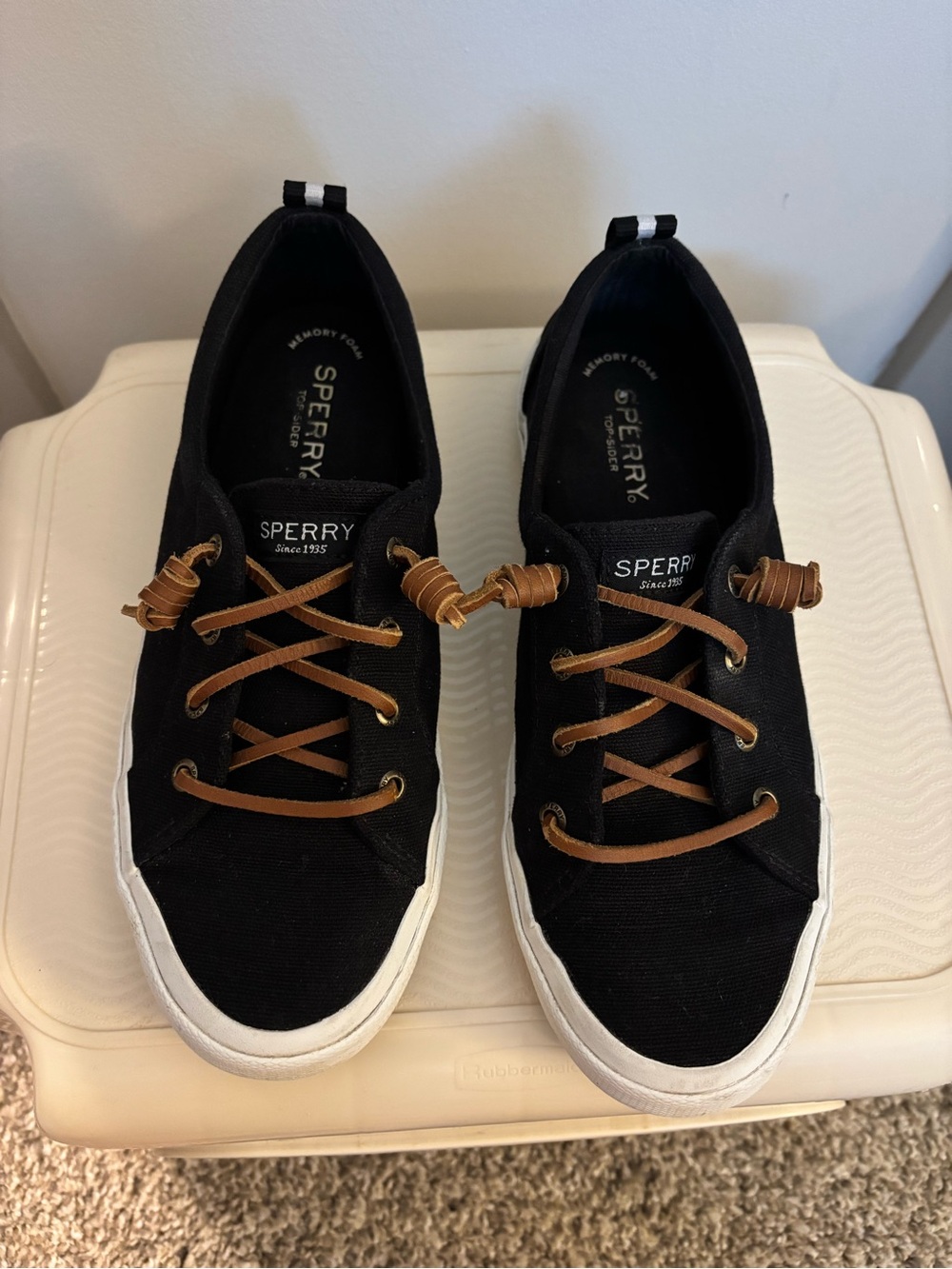Women’s Sperry Crest Vibe Black Canvas Low Top 7.5 Sneakers Rawhide Laces
